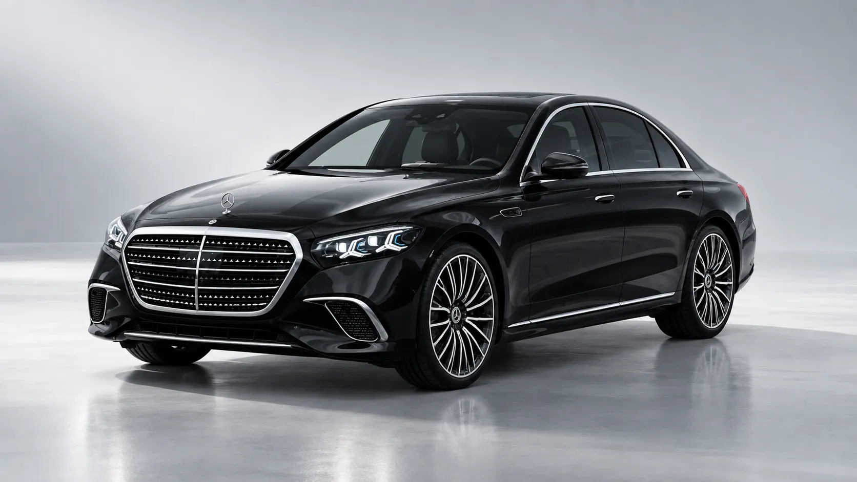 Mercedes Classe S noire pour service de chauffeur privé de luxe à Paris