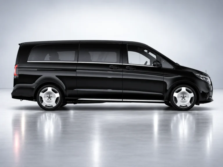 Mercedes Classe V – Vue de profil Mercedes Classe V noire vue de profil
